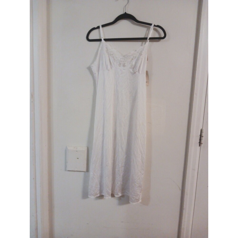 Vassarette White Full Slip Lace Sz 38 Adjustable Straps USA Nightie